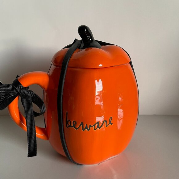 Rae Dunn Mug Beware Pumpkin Jack O Lantern Artisan Collect Halloween Coffee NWT - Picture 2 of 9